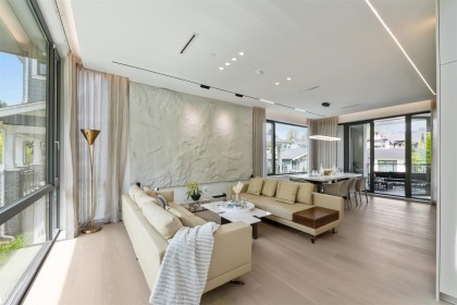 Photo 3 at 3823 W 51st Avenue, Southlands, Vancouver West