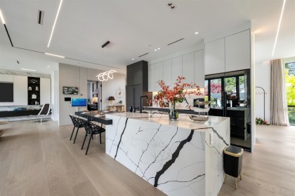 Photo 9 at 3823 W 51st Avenue, Southlands, Vancouver West