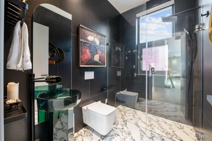 Photo 18 at 3823 W 51st Avenue, Southlands, Vancouver West