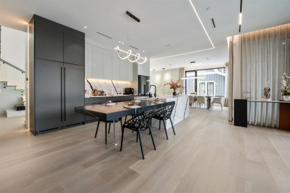 Photo 11 at 3823 W 51st Avenue, Southlands, Vancouver West