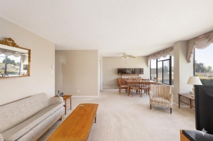 Photo 9 at 302 - 1480 Duchess Avenue, Ambleside, West Vancouver