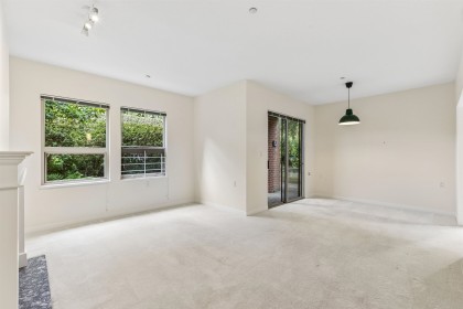 Photo 5 at 105 - 843 22nd Street, Dundarave, West Vancouver