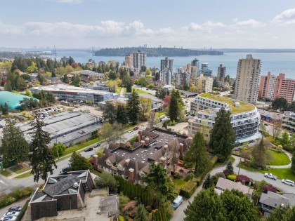 Photo 39 at 105 - 843 22nd Street, Dundarave, West Vancouver