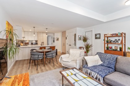 Photo 9 at 6 - 237 Ridgeway Avenue, Lower Lonsdale, North Vancouver