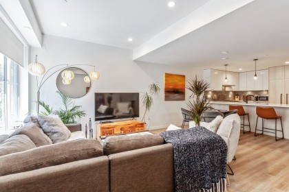 Photo 8 at 6 - 237 Ridgeway Avenue, Lower Lonsdale, North Vancouver