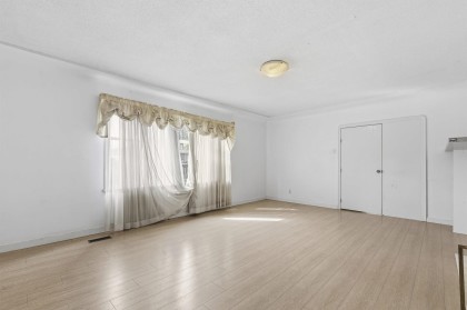 Photo 3 at 1479 W 57th Avenue, South Granville, Vancouver West
