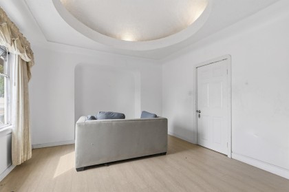Photo 5 at 1479 W 57th Avenue, South Granville, Vancouver West