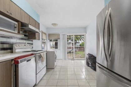 Photo 10 at 1479 W 57th Avenue, South Granville, Vancouver West