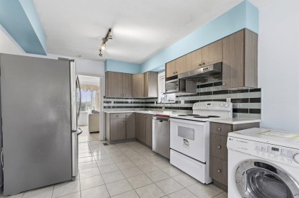 Photo 8 at 1479 W 57th Avenue, South Granville, Vancouver West