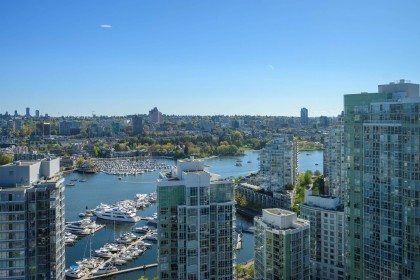 Photo 2 at 3707 - 1009 Expo Boulevard, Yaletown, Vancouver West