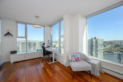 Photo 10 at 3707 - 1009 Expo Boulevard, Yaletown, Vancouver West
