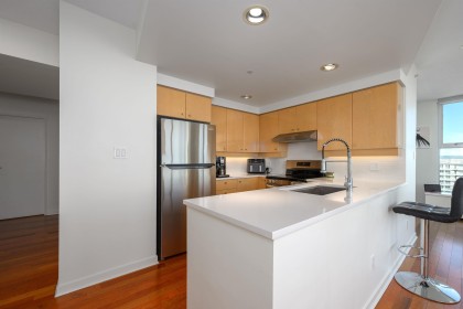 Photo 8 at 3707 - 1009 Expo Boulevard, Yaletown, Vancouver West