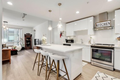 Photo 1 at 320 - 723 W 3rd Street, Harbourside, North Vancouver