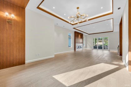 Photo 2 at 4465 Wallace Street, Dunbar, Vancouver West