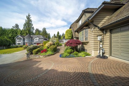 Photo 3 at 435 Inglewood Avenue, Cedardale, West Vancouver