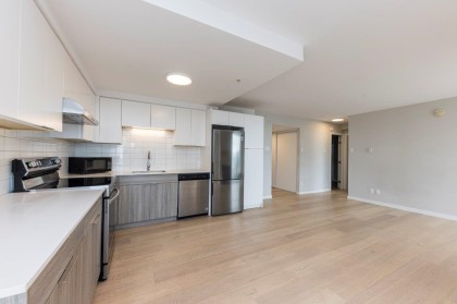 Photo 3 at 602 - 505 Lonsdale Avenue, Lower Lonsdale, North Vancouver