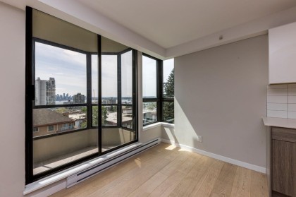 Photo 4 at 602 - 505 Lonsdale Avenue, Lower Lonsdale, North Vancouver