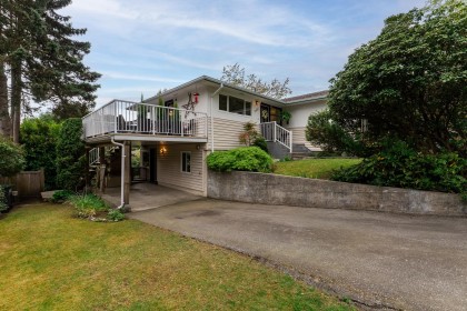 Photo 3 at 509 Granada Crescent, Upper Delbrook, North Vancouver