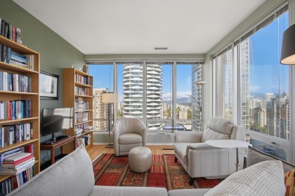 Photo 2 at 1607 - 989 Nelson Street, Downtown VW, Vancouver West
