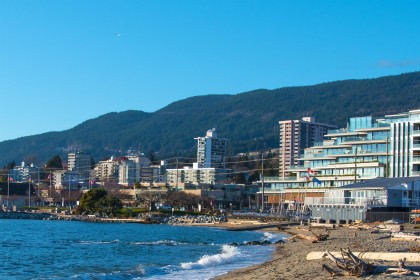 Photo 2 at 204 - 650 16th Street, Ambleside, West Vancouver