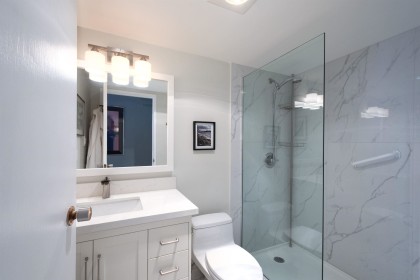 Photo 19 at 204 - 650 16th Street, Ambleside, West Vancouver
