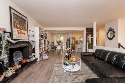 Photo 6 at 4377 Mountain Highway, Lynn Valley, North Vancouver
