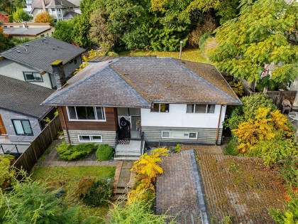 Photo 38 at 4377 Mountain Highway, Lynn Valley, North Vancouver