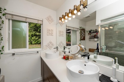 Photo 15 at 4377 Mountain Highway, Lynn Valley, North Vancouver