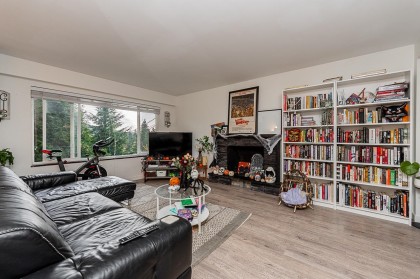 Photo 4 at 4377 Mountain Highway, Lynn Valley, North Vancouver