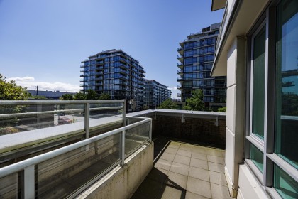 Photo 6 at 303 - 168 E Esplanade, Lower Lonsdale, North Vancouver
