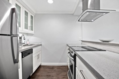 Photo 11 at B - 3546 Point Grey Road, Kitsilano, Vancouver West