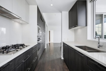 Photo 12 at 608 - 6677 Cambie Street, South Cambie, Vancouver West