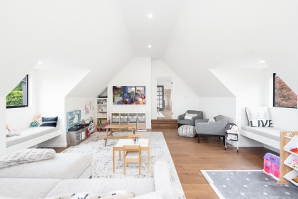 Photo 13 at 3047 Spencer Close, Altamont, West Vancouver