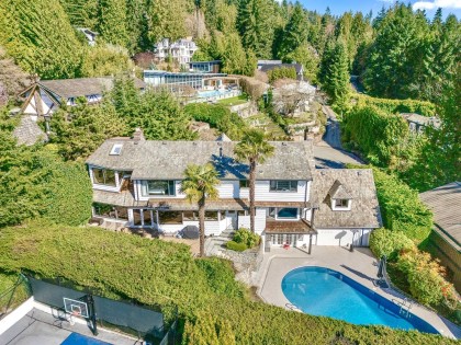 Photo 36 at 3047 Spencer Close, Altamont, West Vancouver