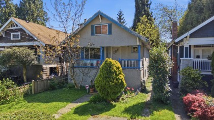 Photo 1 at 3174 W 5th Avenue, Kitsilano, Vancouver West