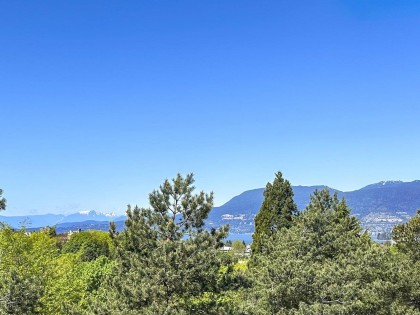 Photo 9 at 900 - 1685 W 14th Avenue, Fairview VW, Vancouver West