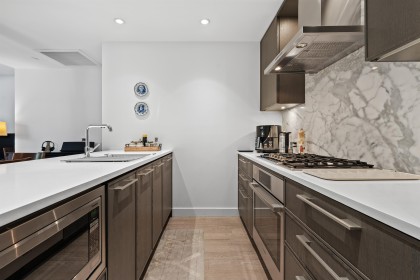 Photo 8 at 103 - 1055 Ridgewood Drive, Edgemont, North Vancouver