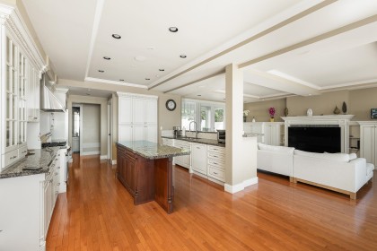 Photo 10 at 2353 Orchard Lane, Queens, West Vancouver