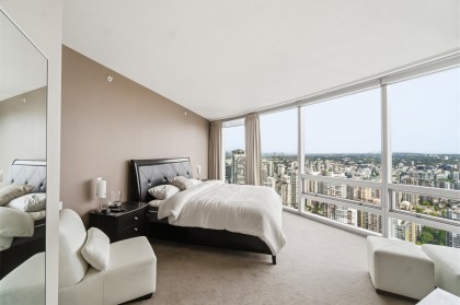 Photo 17 at 4303 - 938 Nelson Street, Downtown VW, Vancouver West
