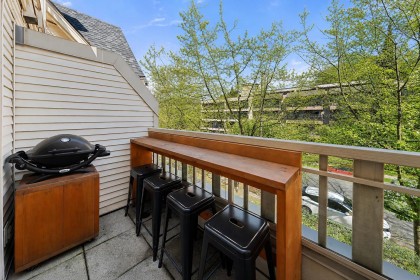 Photo 5 at 301 - 333 E 1st Street, Lower Lonsdale, North Vancouver