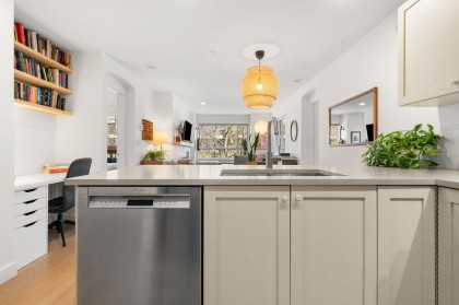 Photo 14 at 301 - 333 E 1st Street, Lower Lonsdale, North Vancouver