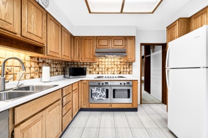 Photo 18 at 642 W 53rd Avenue, South Cambie, Vancouver West