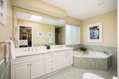 Photo 22 at 228 W Kings Road, Upper Lonsdale, North Vancouver