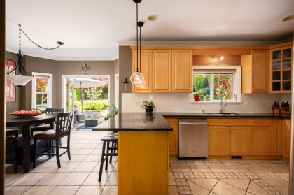 Photo 14 at 228 W Kings Road, Upper Lonsdale, North Vancouver