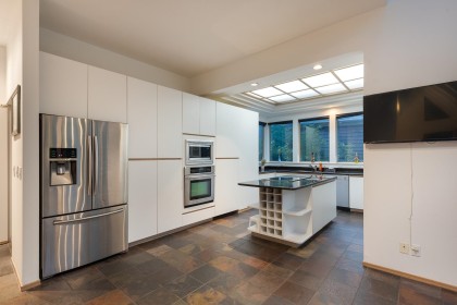 Photo 8 at 4779 Woodley Drive, Cypress Park Estates, West Vancouver
