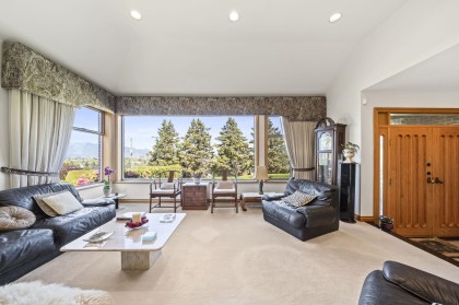 Photo 3 at 4233 Quesnel Drive, MacKenzie Heights, Vancouver West