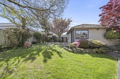 Photo 32 at 4233 Quesnel Drive, MacKenzie Heights, Vancouver West