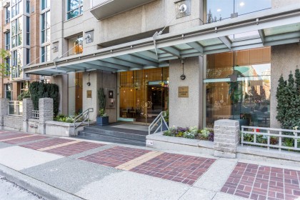 Photo 22 at 203 - 388 Drake Street, Yaletown, Vancouver West