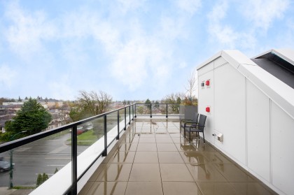 Photo 3 at 2 - 128 W Woodstock Avenue, Cambie, Vancouver West