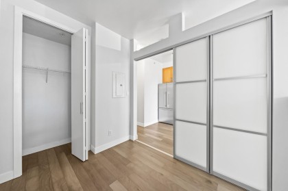 Photo 16 at 304 - 2055 Yukon Street, False Creek, Vancouver West
